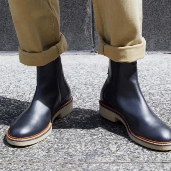 Everlane Shoes - 🆕 EVERLANE The Chelsea Boot